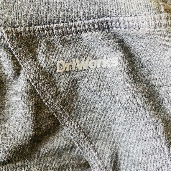 Brand new work out pants by Drifit size Medium - Picture 2 of 3